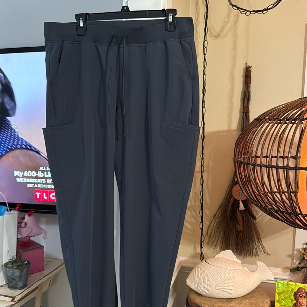 Brand New Mandala Scrub 9 pocket jogger